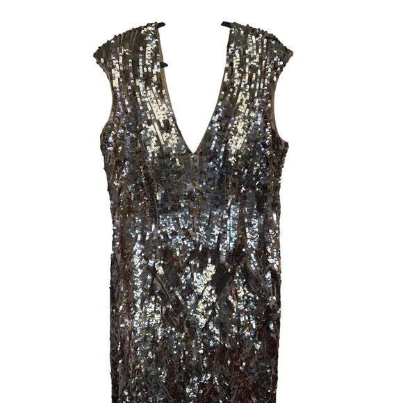 Mac Duggal Fabulouss Gown Size 24W Gold Sequins Column V Neck Back Train Formal - Picture 14 of 14